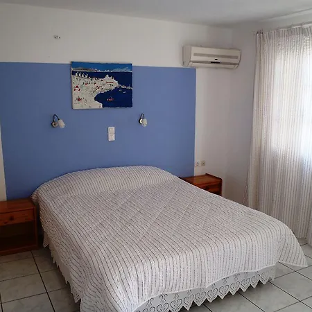 Morfoula's 2* Mykonos Town